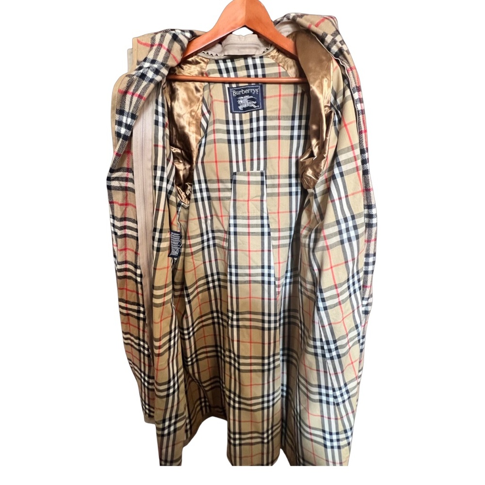 Burberry!! Rare Vintage Authentic Trench with removable wool lining size 8P - Picture 4 of 16